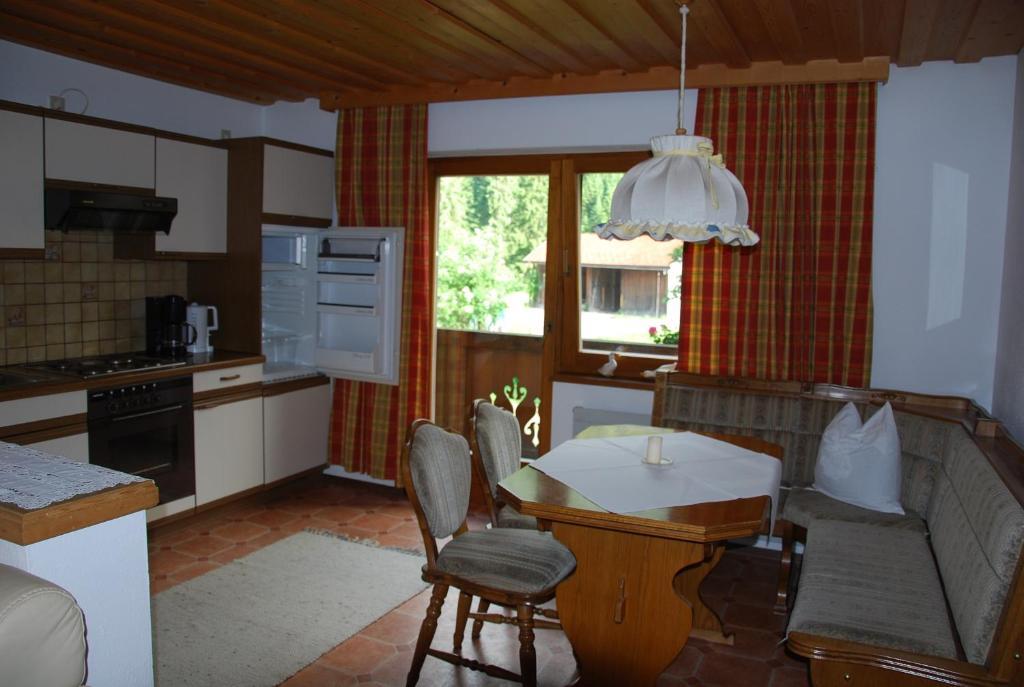 Rosumerhof Лойташ Стая снимка